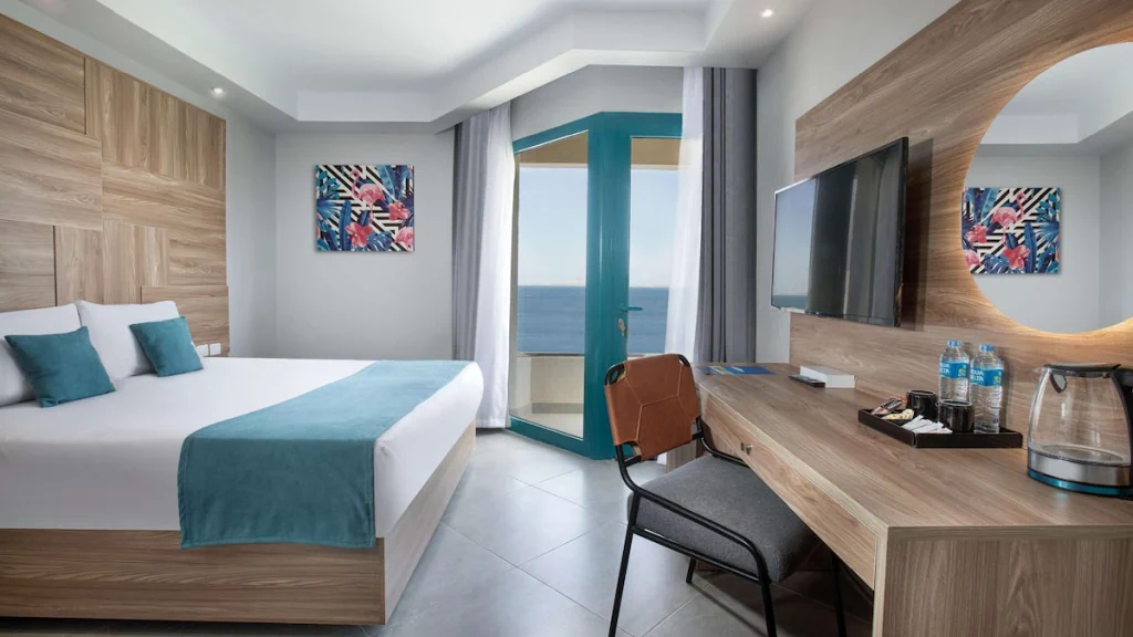 الفندق بيراميزا بيتش ريزورت - شرم الشيخ